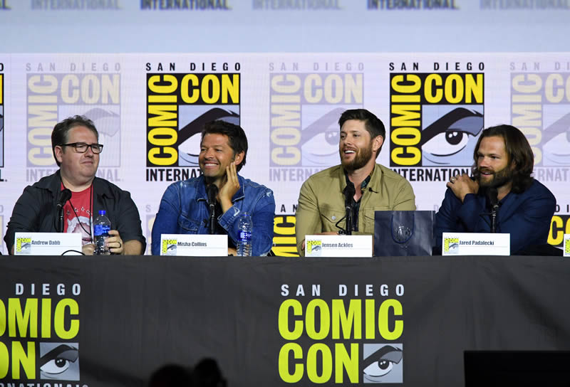 Jensen Ackles y Jared Padalecki estuvieron presentes en el último panel que Supernatural tendrá en la Comic Con. (Foto: EFE)