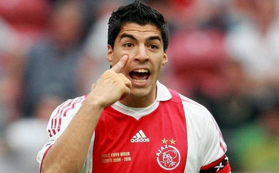 Luis Suárez encontró en el Ajax su gran vitrina, de ahí emigró al Liverpool y después a ganarlo todo con el Barcelona.