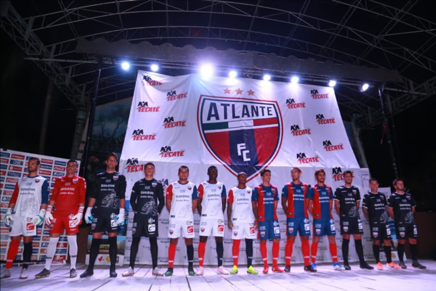 Atlante presentó su nuevo uniforme.