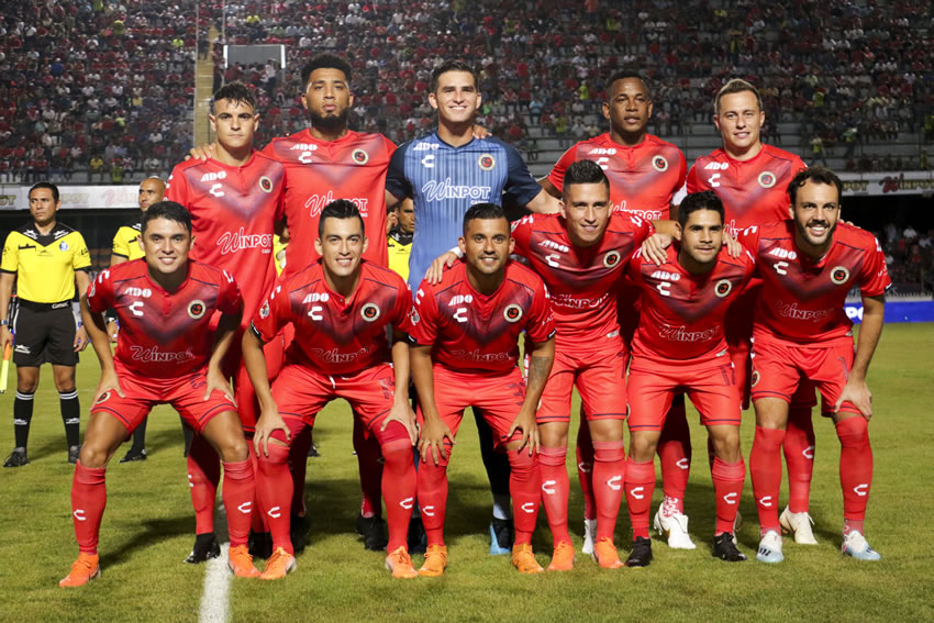 El Tiburón debe romper racha de 366 días sin ganar en la Liga MX. (Imago7)