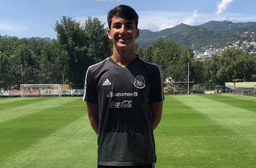 El Loquito jugó en el segundo tiempo del partido.