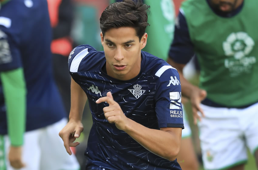 Lainez señaló que su participación en el juego se decidirá en las próximas horas. (Imago7)