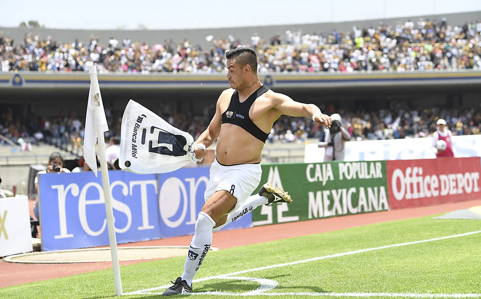 Pablo Barrera festejó con todo el 2-0. (Foto: Imago7)