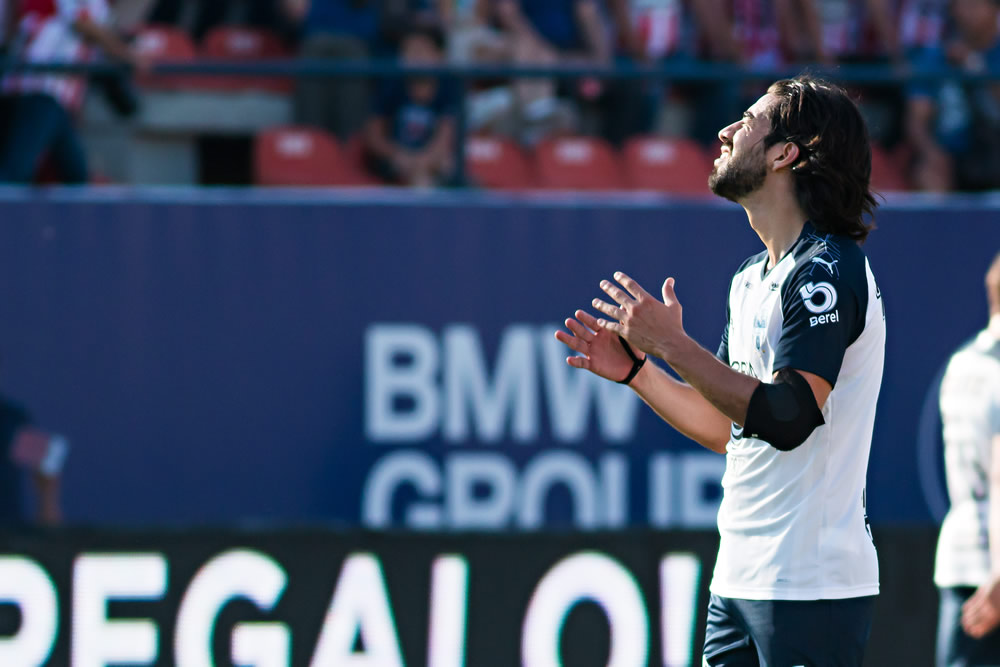 Revive en postales las mejores acciones del encuentro.