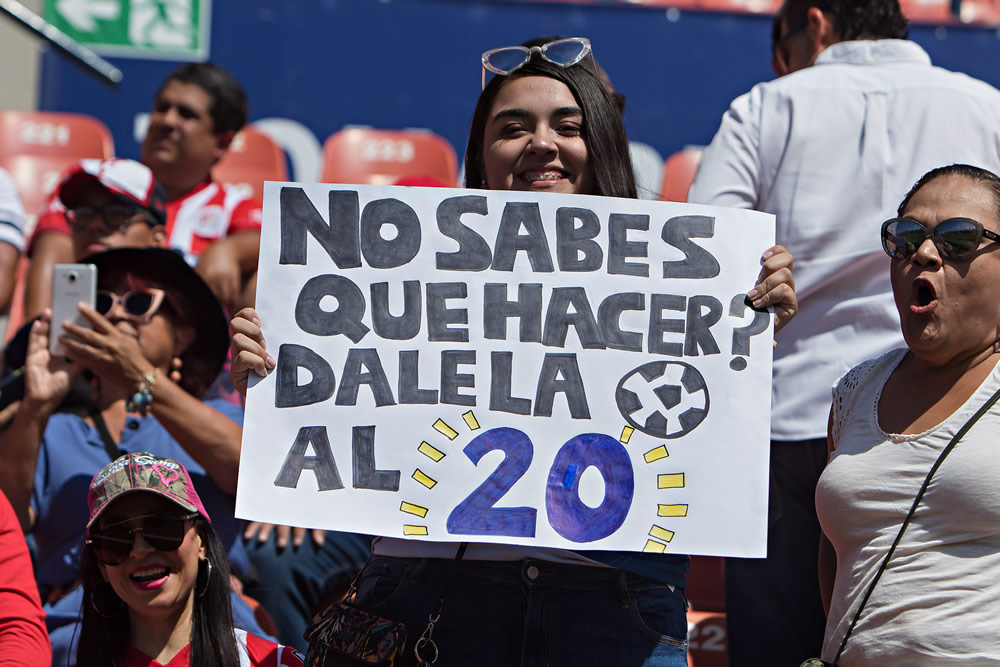 Revive en postales las mejores acciones del encuentro.