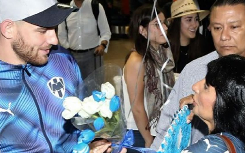 La Señora Lozano generó gran polémica en redes sociales. (Twitter)
