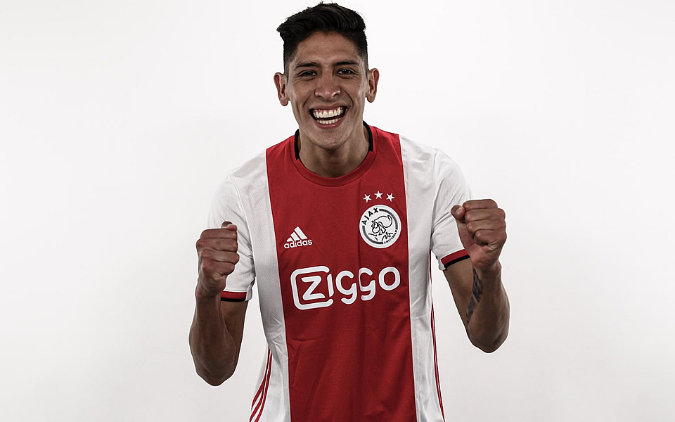 (@AFCAjax)