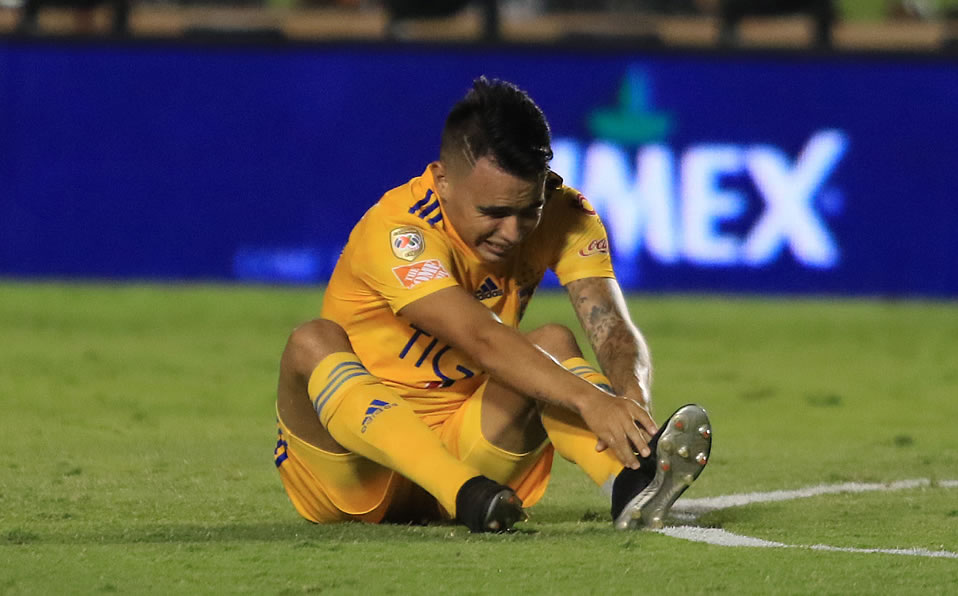 Las lesiones son una constante en Tigres a dos semanas de arrancar el torneo. (Imago 7)