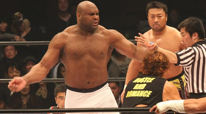 Bob Sapp: Fue campeón completo IWGP de NJPW y fue uno de los luchadores más importantes extranjeros Japón.