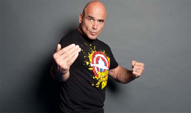 Bas Rutten: Campeón den UFC y con una larga carrera, luchó en NJPW, pero sin mucho éxito. (Foto: Dojo Drifter)