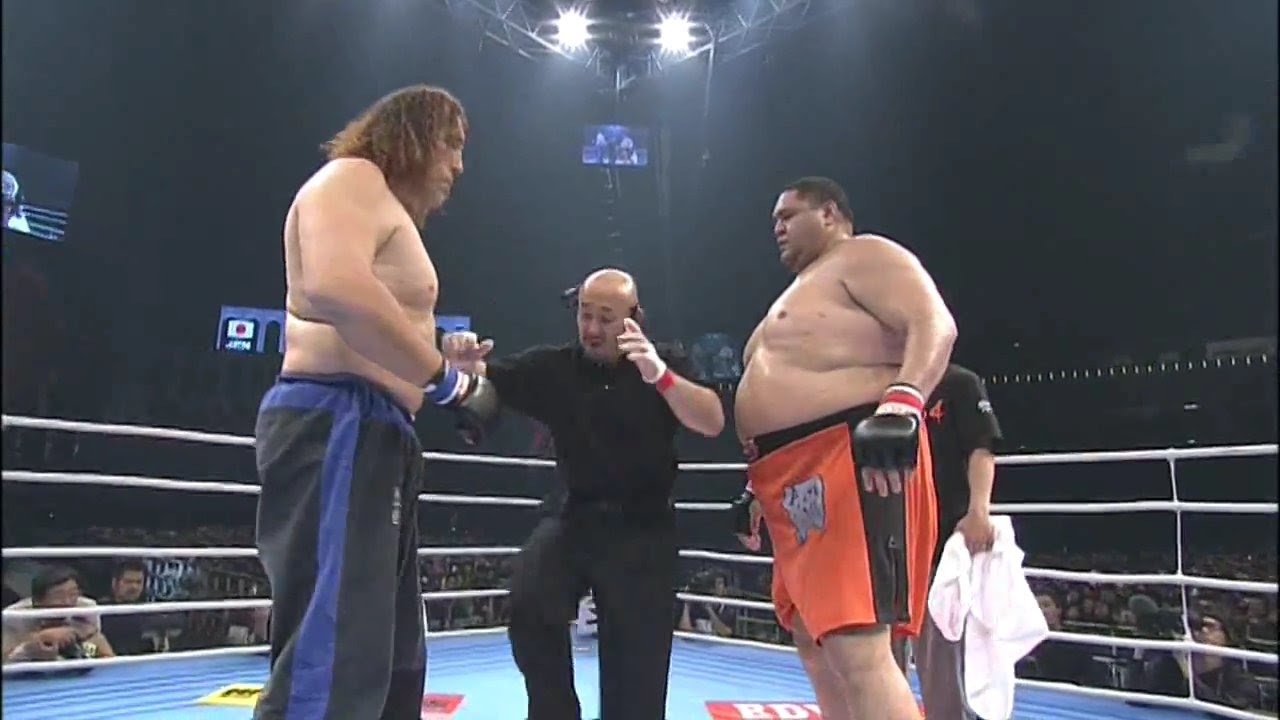 Gigante Silva: El enorme luchardor estuvo en WWE, CMLL y NJPW, participó en MMA donde su última victoria fue ante Akebono.
