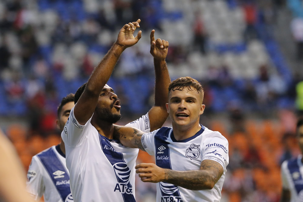 Puebla vs Chivas, Jornada 3.