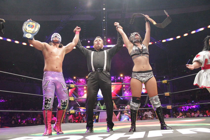 Villano III Jr. y Lady Maravilla son los nuevos Campeones de Parejas Mixtas.