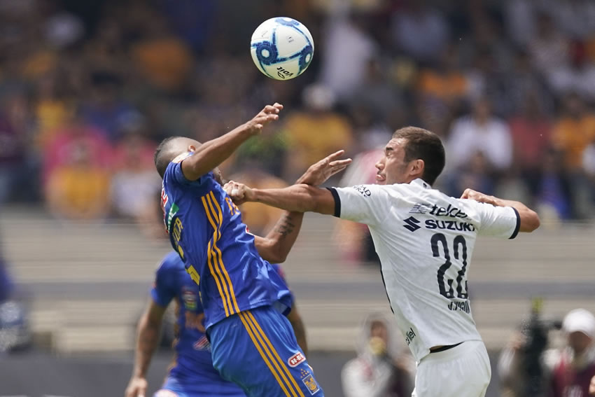 Pumas desaprovechó su mejor momento y Tigres se llevó los tres puntos. (Imago7)