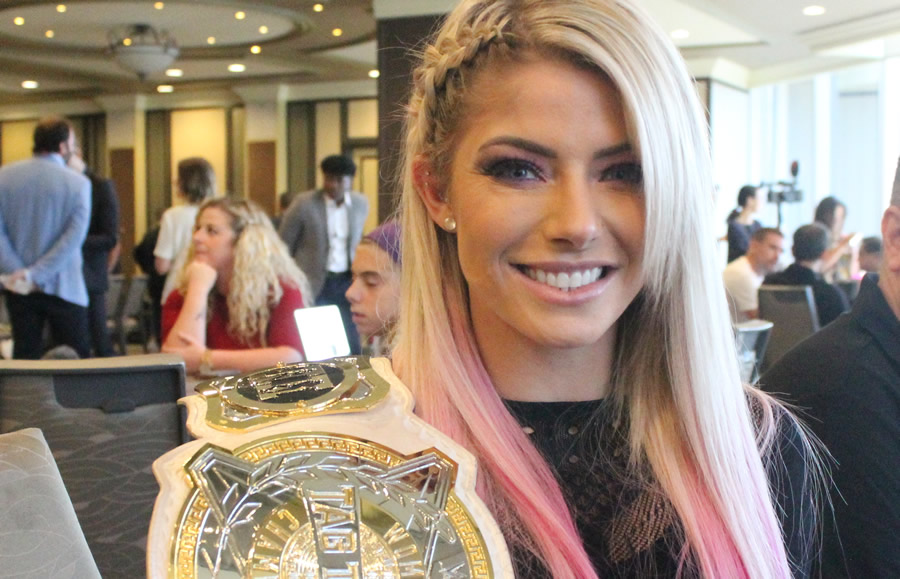 La Campeona de Parejas de WWE: Alexa Bliss. (Foto: Apolo Valdés)