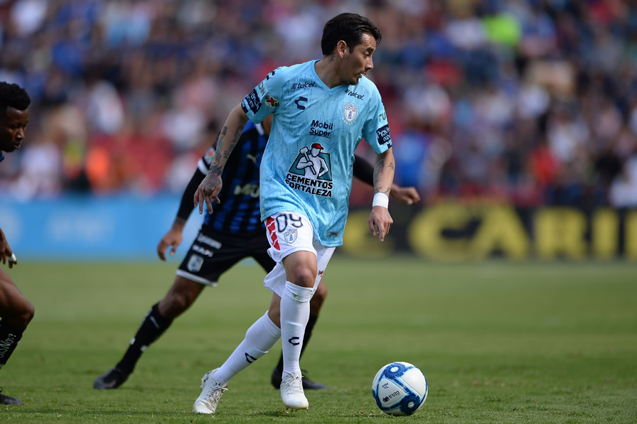 Rubens Sambueza fue intrascendente. (Fotos: Imago 7 y Mexsport)