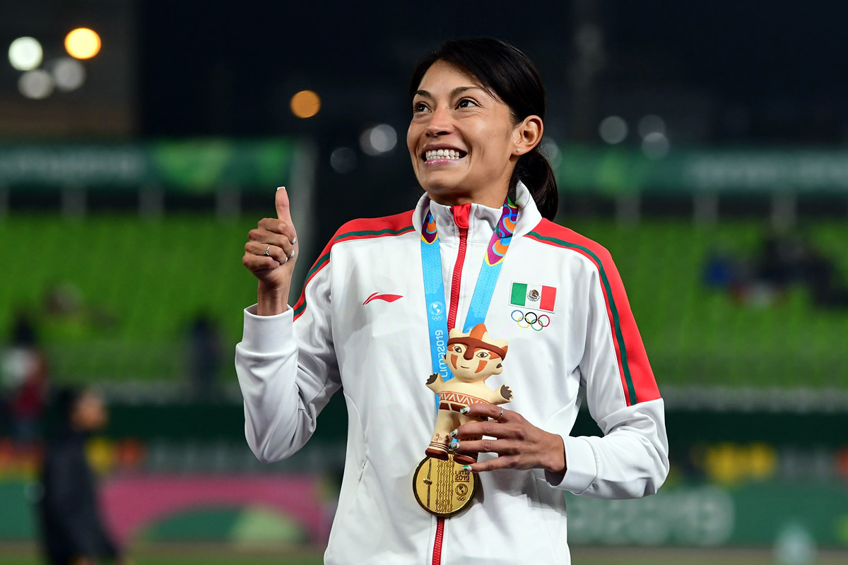 Laura Esther Galván Rodríguez fue de Oro en Atletismo 500 mts femenino.