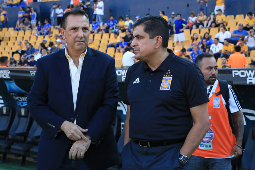 Miguel Garza, vital para que Gignac esté en México. (Fotos: Imago 7 y Mexsport)