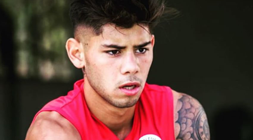 Shayr entró al terreno de juego de cambio. (Foto: Shayr)