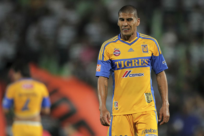 Carlos Salcido estuvo 5 años en el Viejo Continente y regresó en 2011 a Tigres. (Imago7)