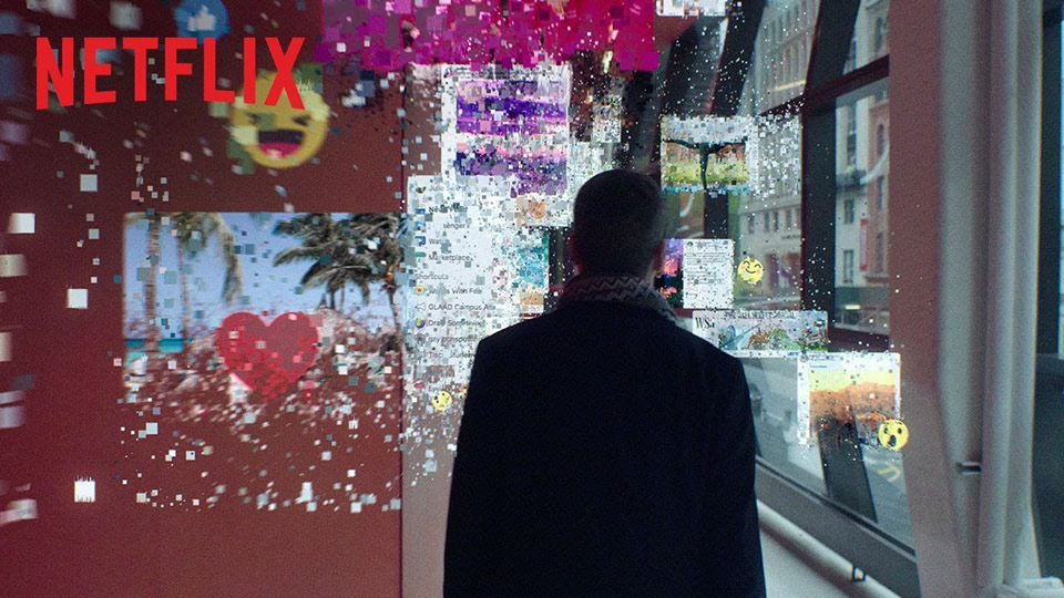 El documental cuenta la historia de una de las directivas de Cambridge Analytica, empresa detrás de la campaña de Donald Trump y el Brexit.