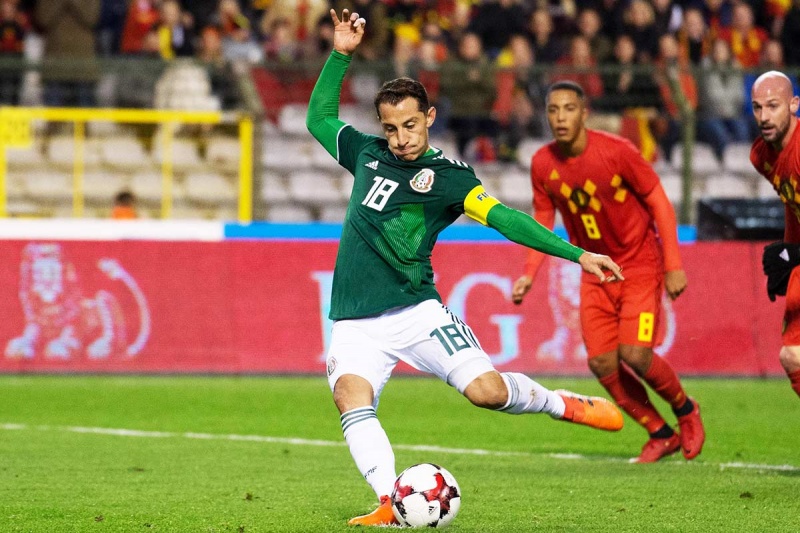 Mediocampista: Andrés Guardado. El Principito tendría cabida en este equipo debido a su notable visión de medio campo y una zurda potente.