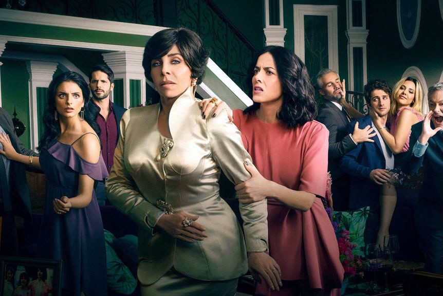Manolo Caro productor de la serie de Netflix  confirmó el fallecimiento del personaje principal y conmocionó a sus fanáticos