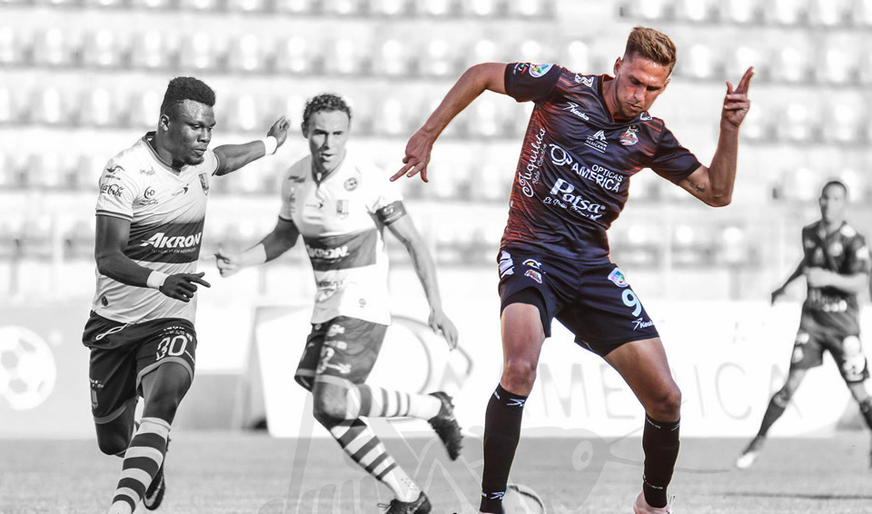 El ex atacante de Venados y Alebrijes Luciano Nequecaur jugará ahora con el Maritimo de la primera división de Portugal (FOTO: Twitter)