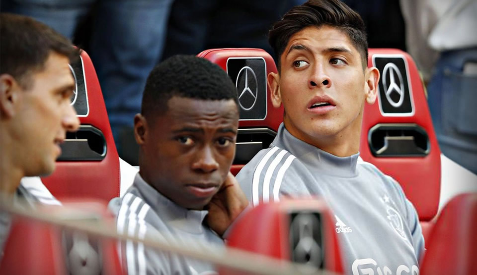 El mexicano se quedó en la banca en el triunfo de su equipo ante el PAOK (FOTO: Twitter Ajax)