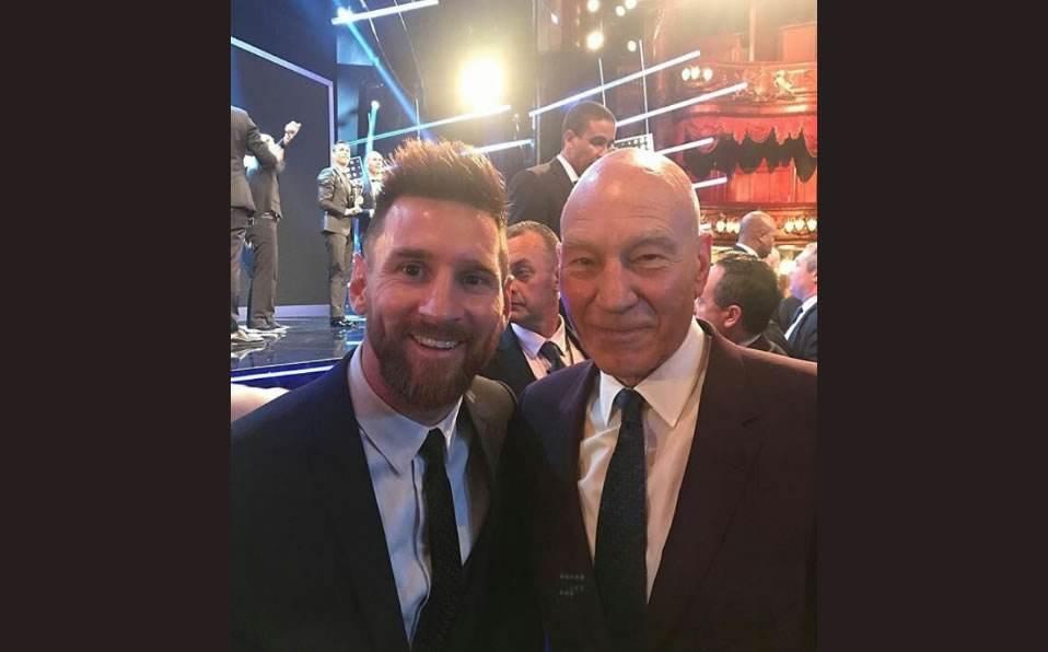 El actor complació a su esposa ya que se hizo muy fan del argentino. (@SirPatStew)