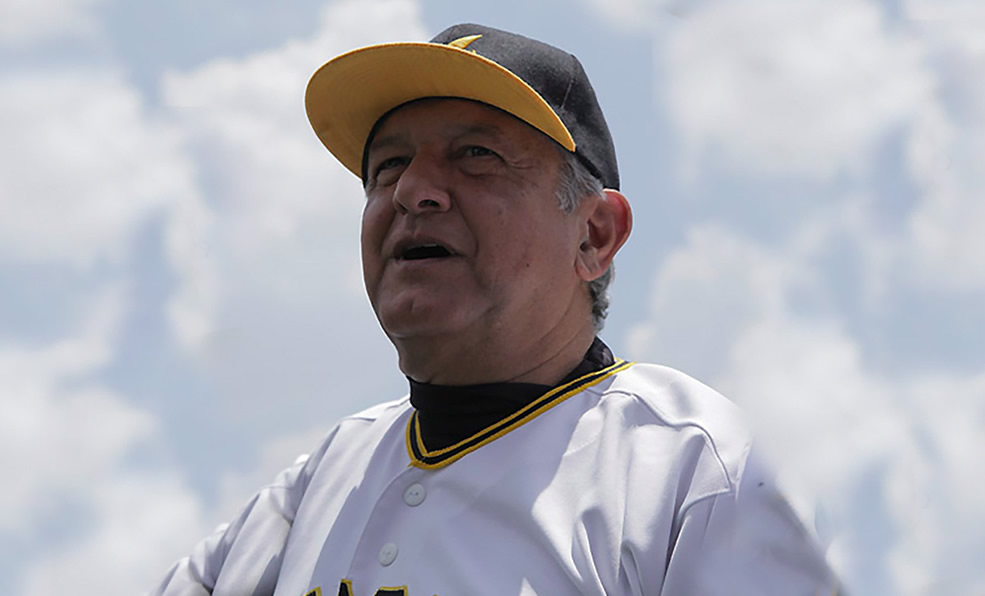 El mandatario ha mostrado su apoyo al beisbol. (Foto: @Unanimosports)