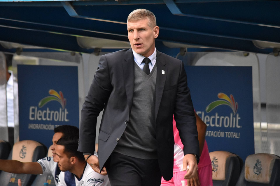Martín sumó su primer victoria de la temporada en cancha de Puebla (FOTO: Mexsport)