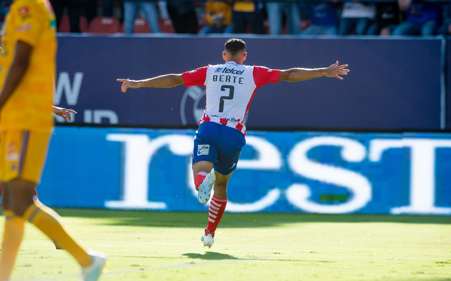 Germán Berterame marcó el 1-1. (Fotos: Imago 7 y Mexsport)