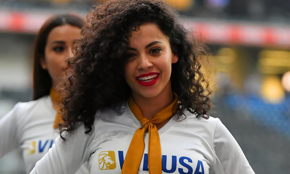 Las más bellas porristas, edecanes y aficionadas de la Liga MX están en Las Chicas de la Jornada.