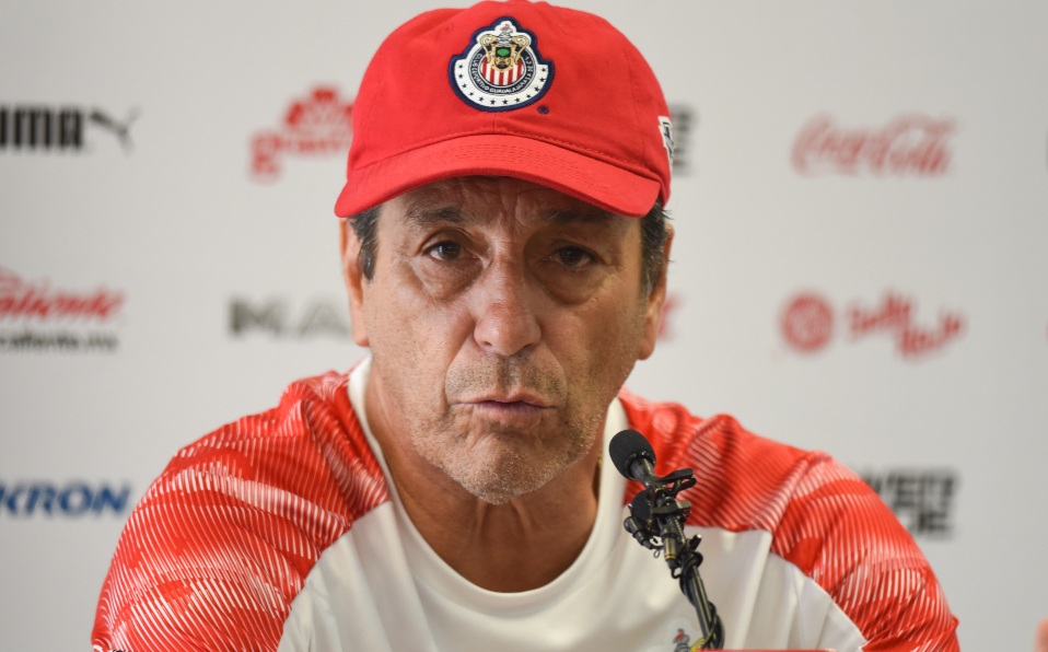 Tomás Boy asegura que pronto Oribe Peralta marcará. (Foto: Imago7 )