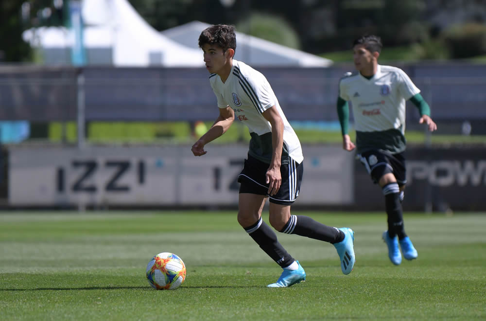 Francisco Figueroa: seleccionado Sub-20 con un estilo similar al de Lozano jugando en ofensiva y también por el centro.