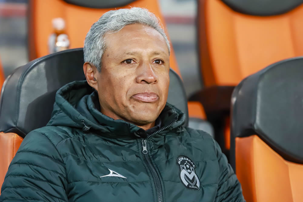 Roberto Hernández: Mantuvo la regularidad con Monarcas pese a las incontables veces que desarmaron el plantel, el Comandante siempre listo.
