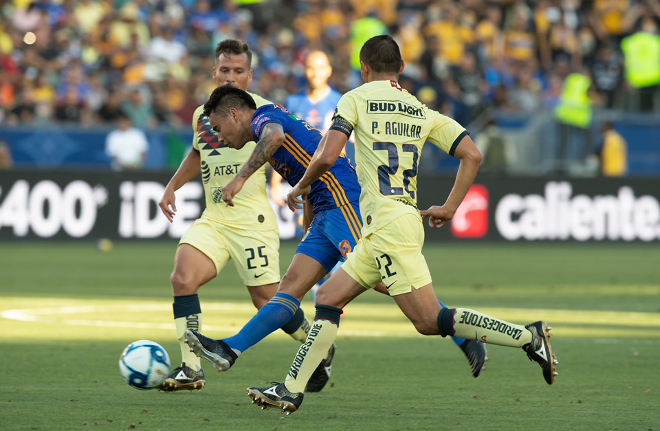El Chino resaltó la importancia que ha tomado la rivalidad en los últimos años (FOTO: Mexsport)