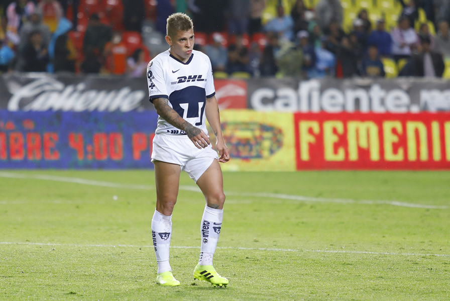 Iturbe sigue sin ser un revulsivo. (Fotos: Mexsport e Imago 7)