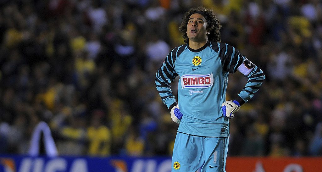 Memo Ochoa regresa a América tras ocho años de carrera en Europa. (Foto: Web)