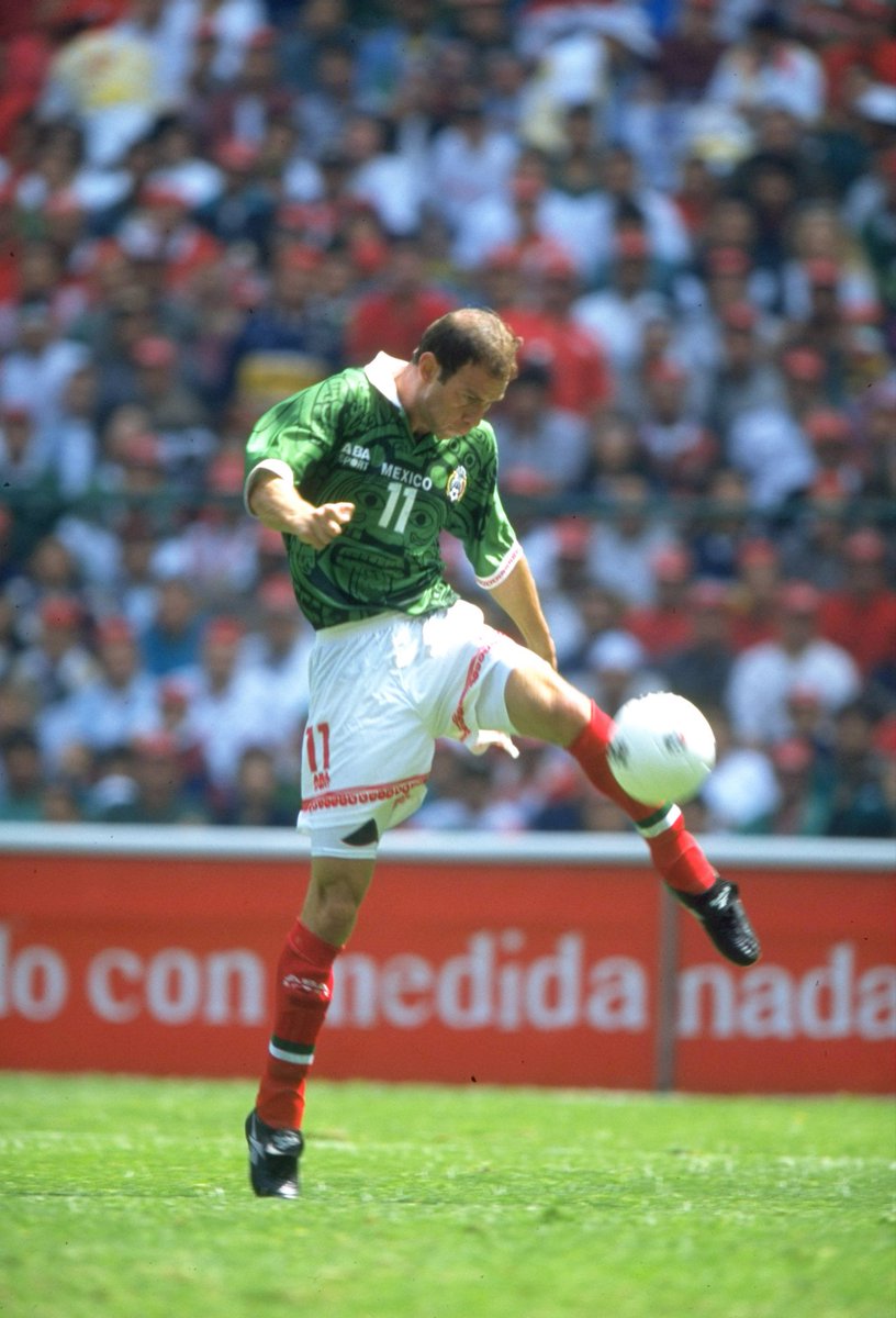 Zague. Verlo corriendo a través de las canchas europeas y definiendo de pierna zurda, lo hubiera elevado a la categoría de ídolo.