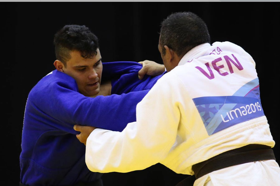 Brayan Valencia lució dominante. (Foto: @CONADE)