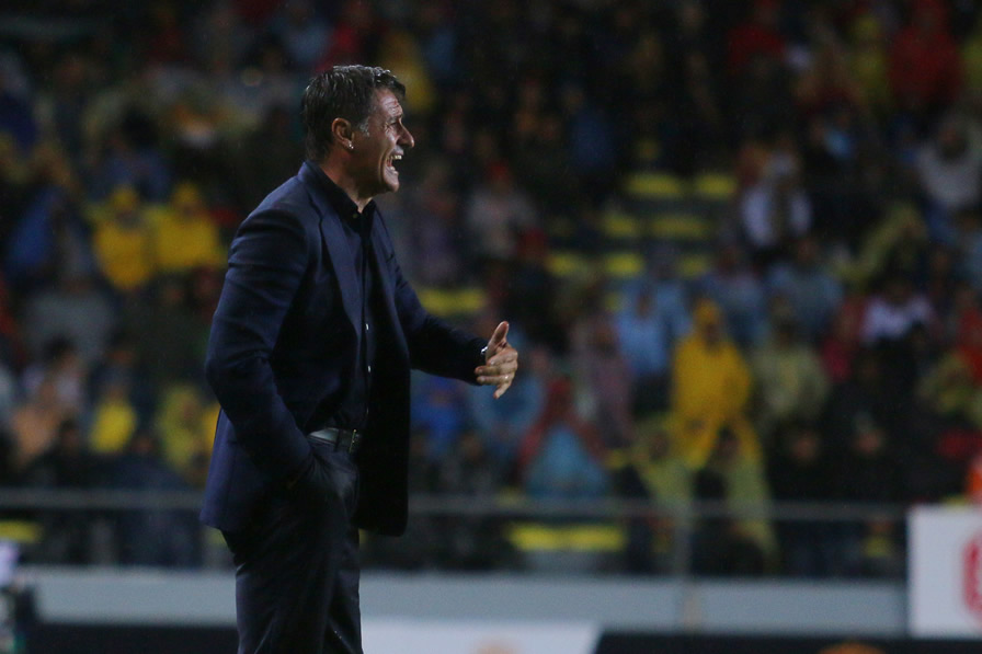 Míchel no encuentra soluciones. (Foto: Imago 7)