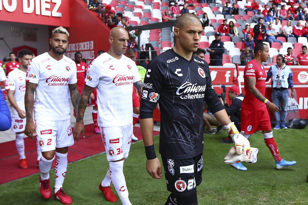 Así salieron los equipos a la cancha (FOTO: Imago7)
