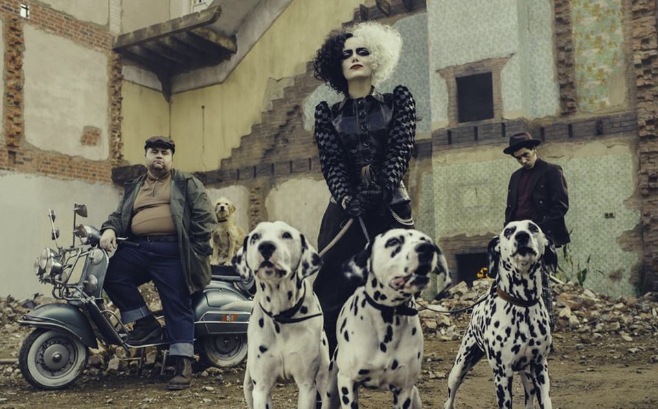 Disney da un primer vistazo a Emma Stone como Cruella de Vil.