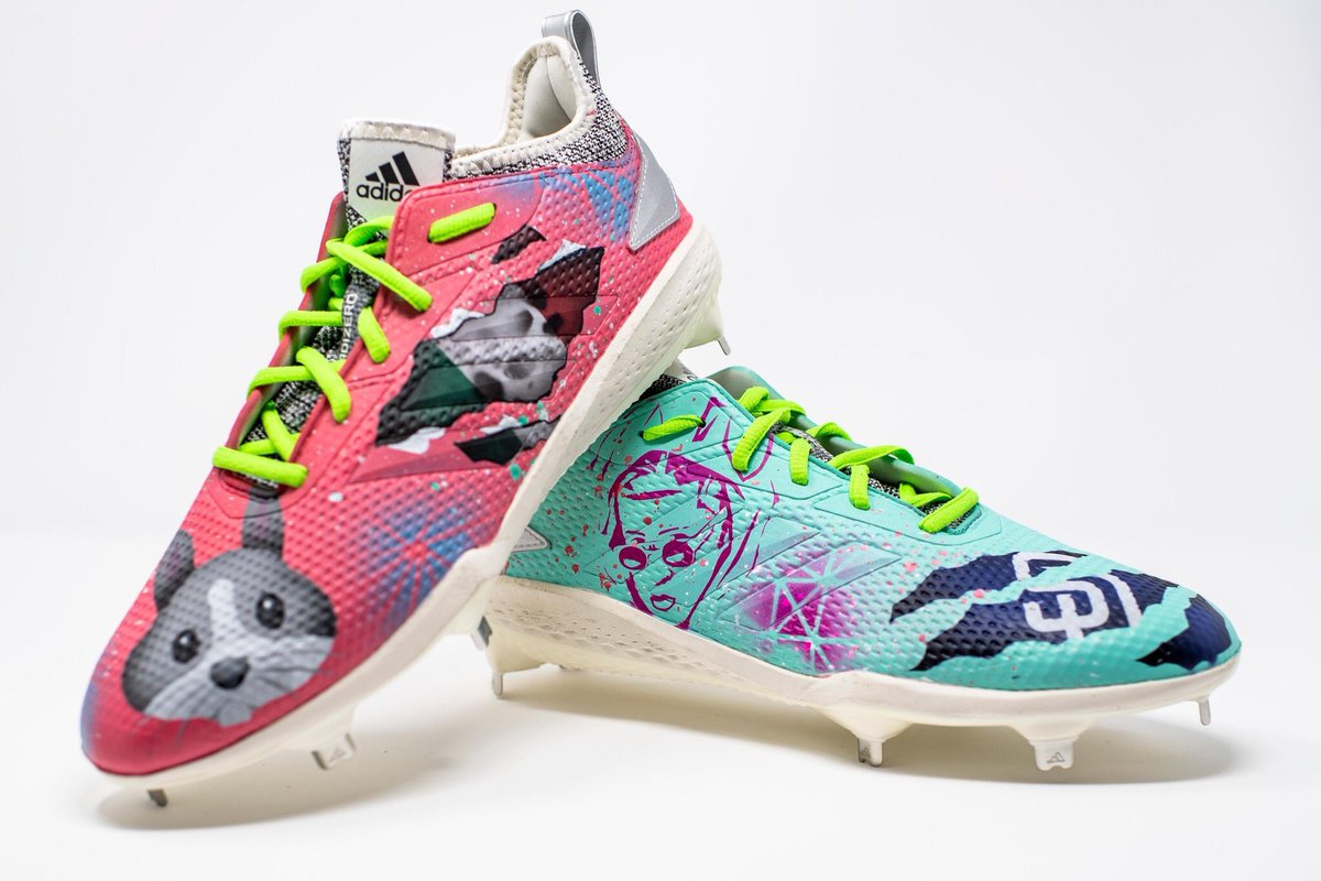 Luis Urías (diseño propio)