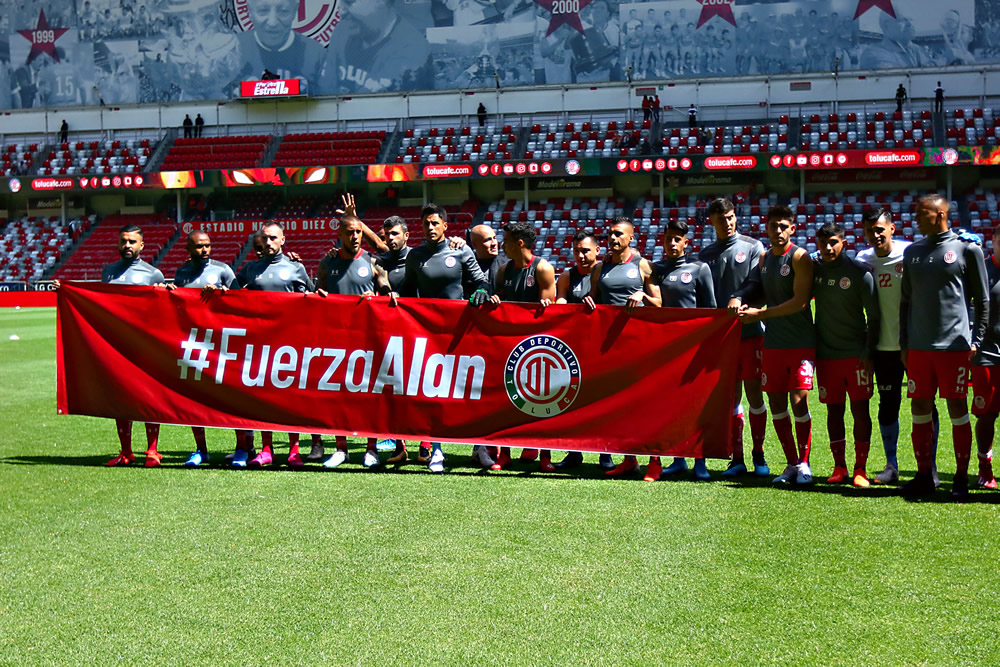 Mensaje de apoyo a Alan Medina por su fractura (FOTO: Imago7)