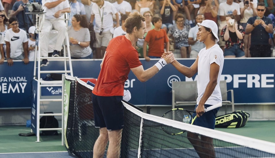 Andy Murray volvió a ganar en singles casi nueve meses después