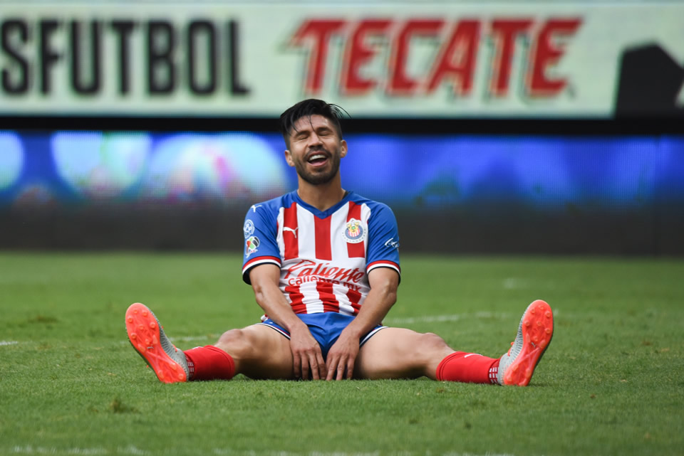 Chivas: Oribe se defiende de las críticas a casi un año sin anotar