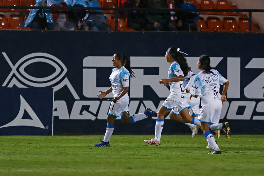 Querétaro llegó a 13 puntos en el torneo. (Foto: Imago 7)